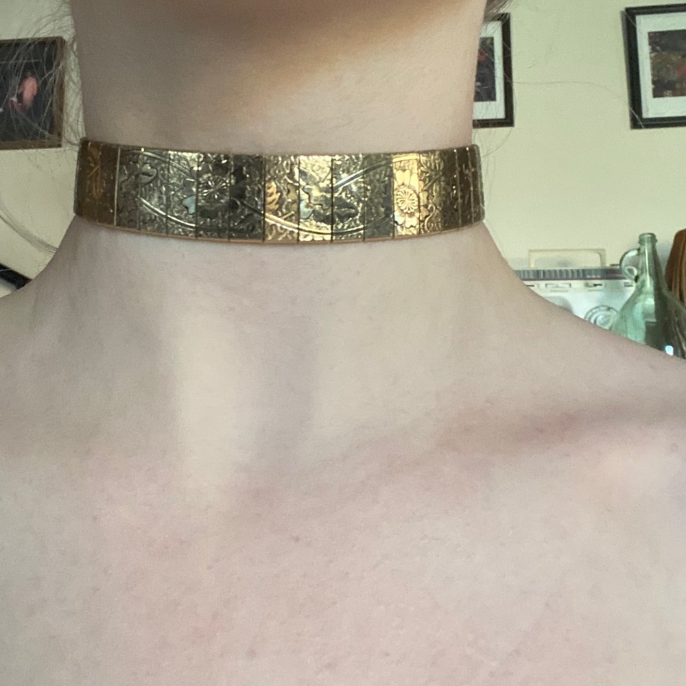 Gold adjustable vintage choker